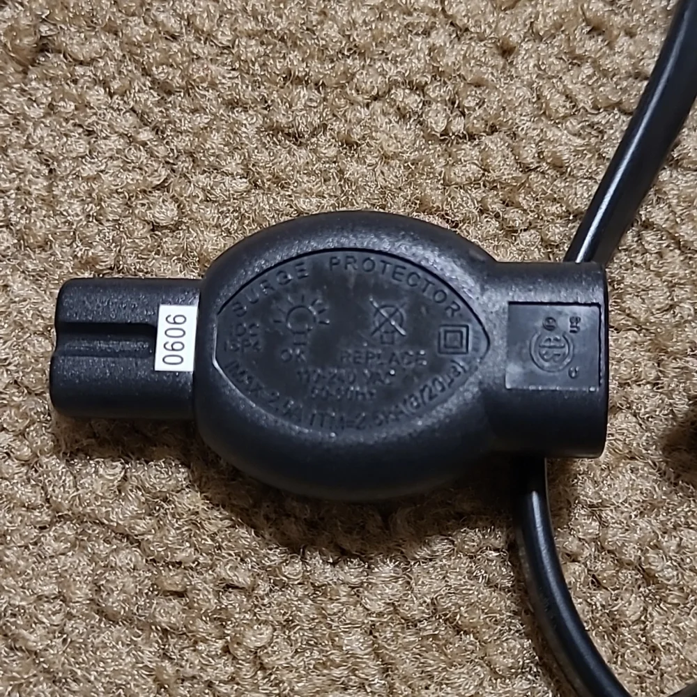 Targus mini mobile surge protector